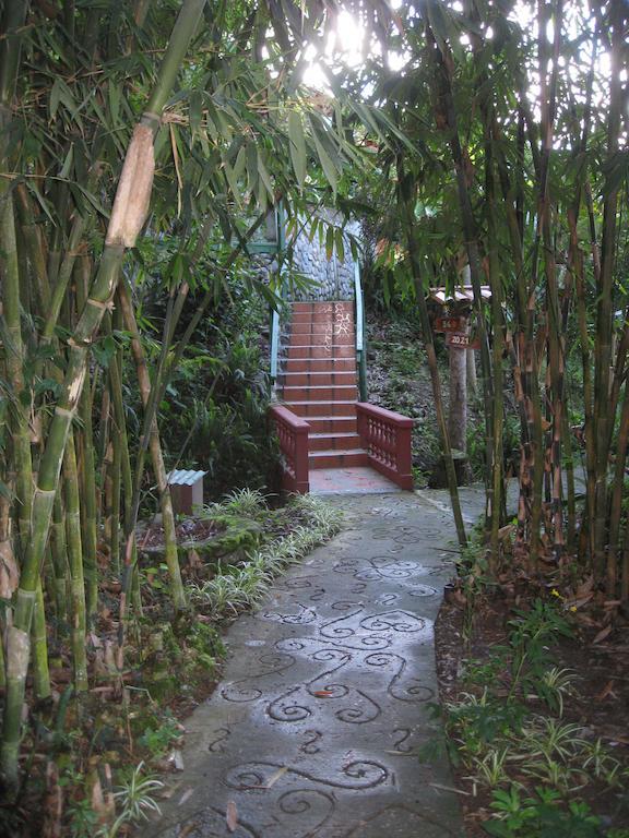 Casa Madre Tierra Otel Vilcabamba Dış mekan fotoğraf