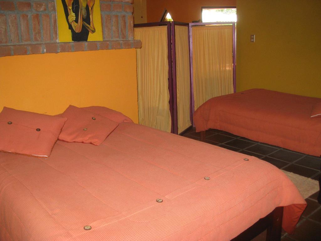 Casa Madre Tierra Otel Vilcabamba Dış mekan fotoğraf