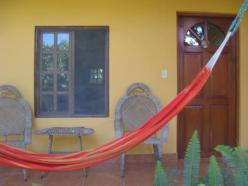 Casa Madre Tierra Otel Vilcabamba Oda fotoğraf