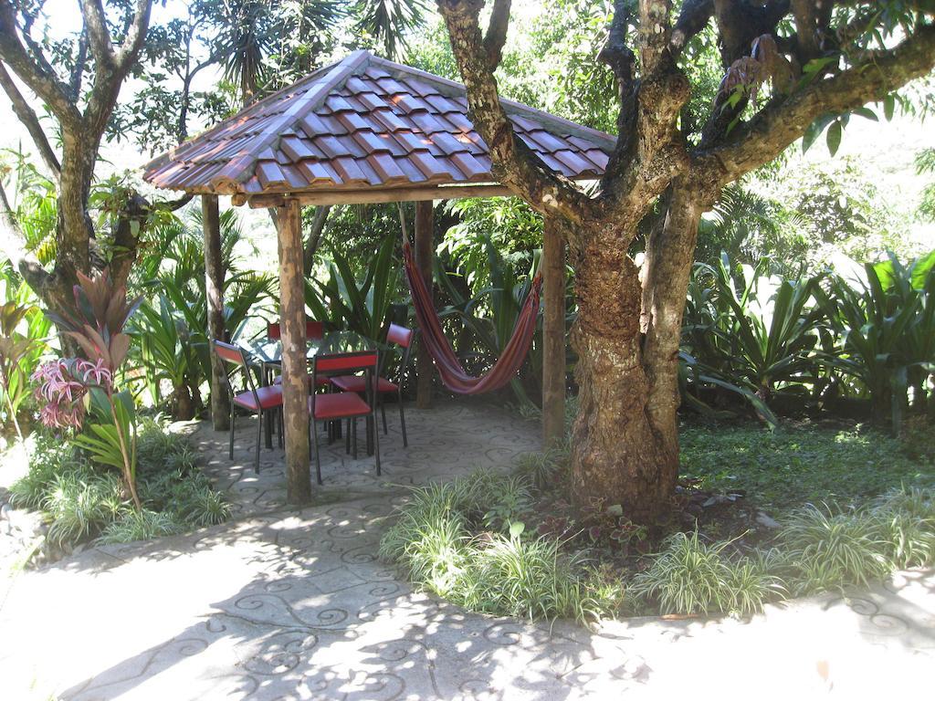 Casa Madre Tierra Otel Vilcabamba Oda fotoğraf