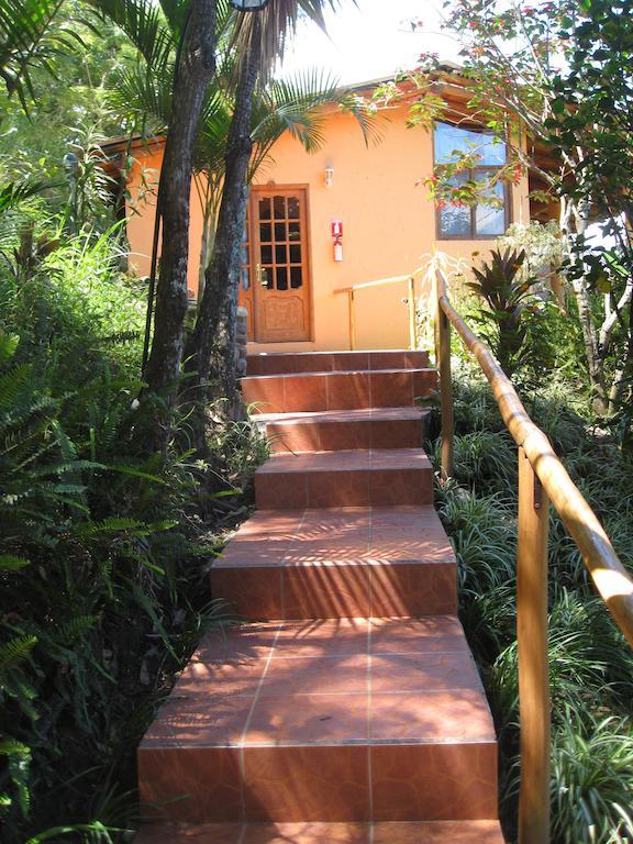 Casa Madre Tierra Otel Vilcabamba Oda fotoğraf