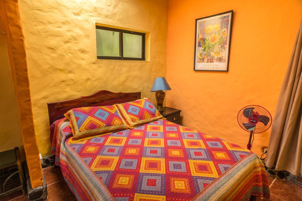 Casa Madre Tierra Otel Vilcabamba Dış mekan fotoğraf