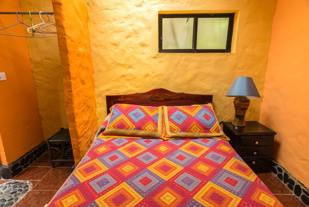 Casa Madre Tierra Otel Vilcabamba Dış mekan fotoğraf